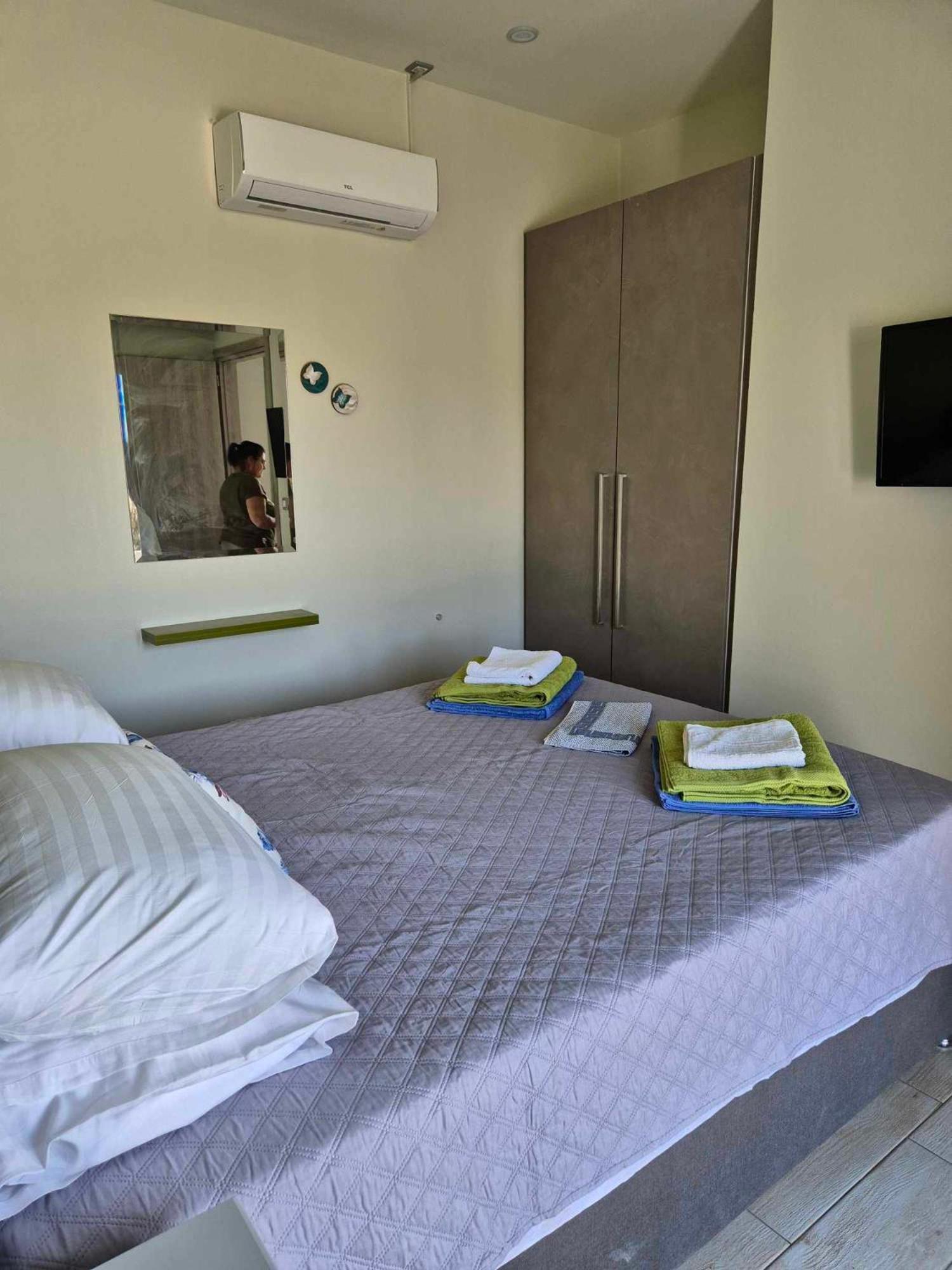 Tzogias Apartments Pan ลาสซี ภายนอก รูปภาพ